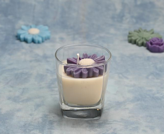 Glass Candle-with Daisy